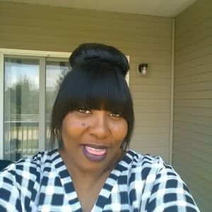 Meet your Posher, Candice